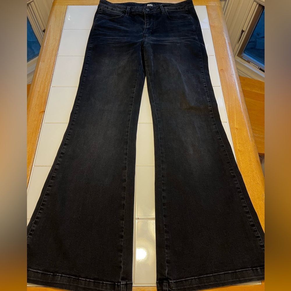 Paige Genevieve High Rise Flare. Brand new, worn one time. Moonlit black.